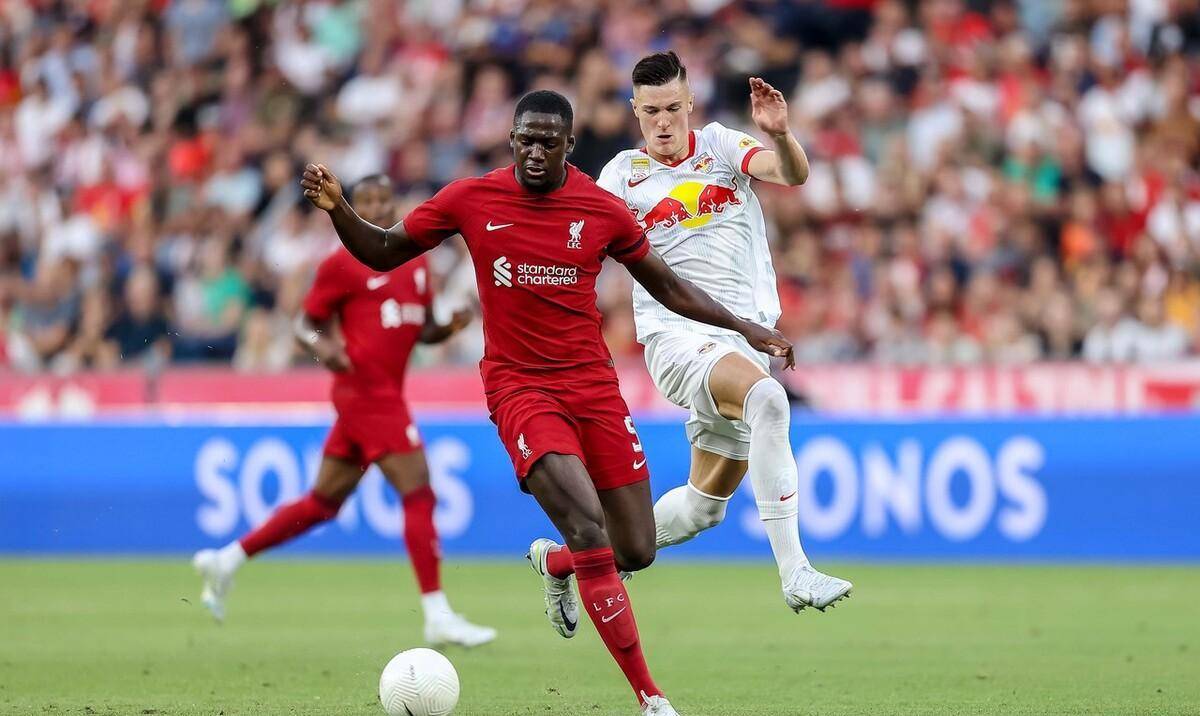 转会期巴塞罗那豪取连胜：社区盾节点到来，媒体盛赞，球探报告显示潜力