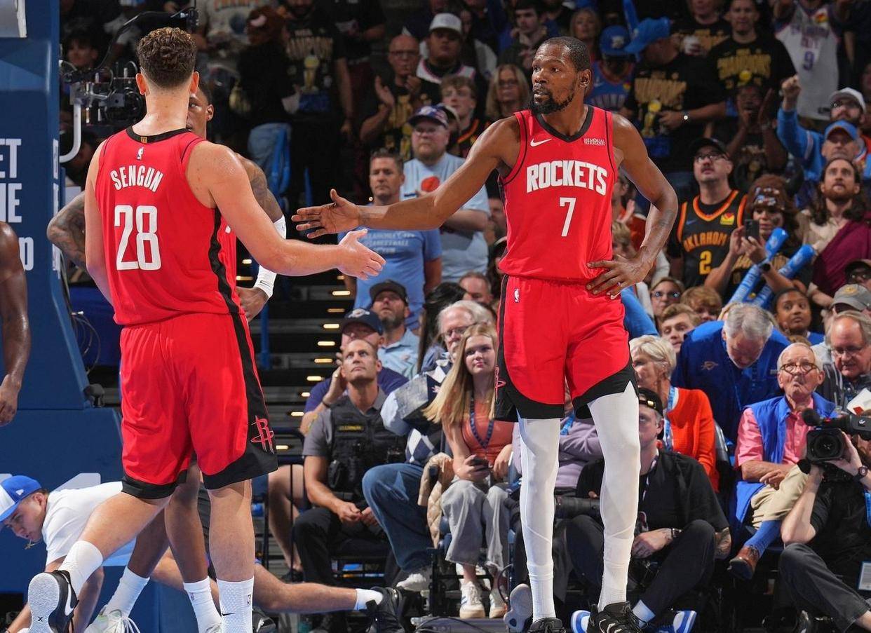 币游国际官网-集结日休斯敦火箭调整名单以备CBA季后赛；造点机会环节打磨；态度坚定；赛季目标并未改变